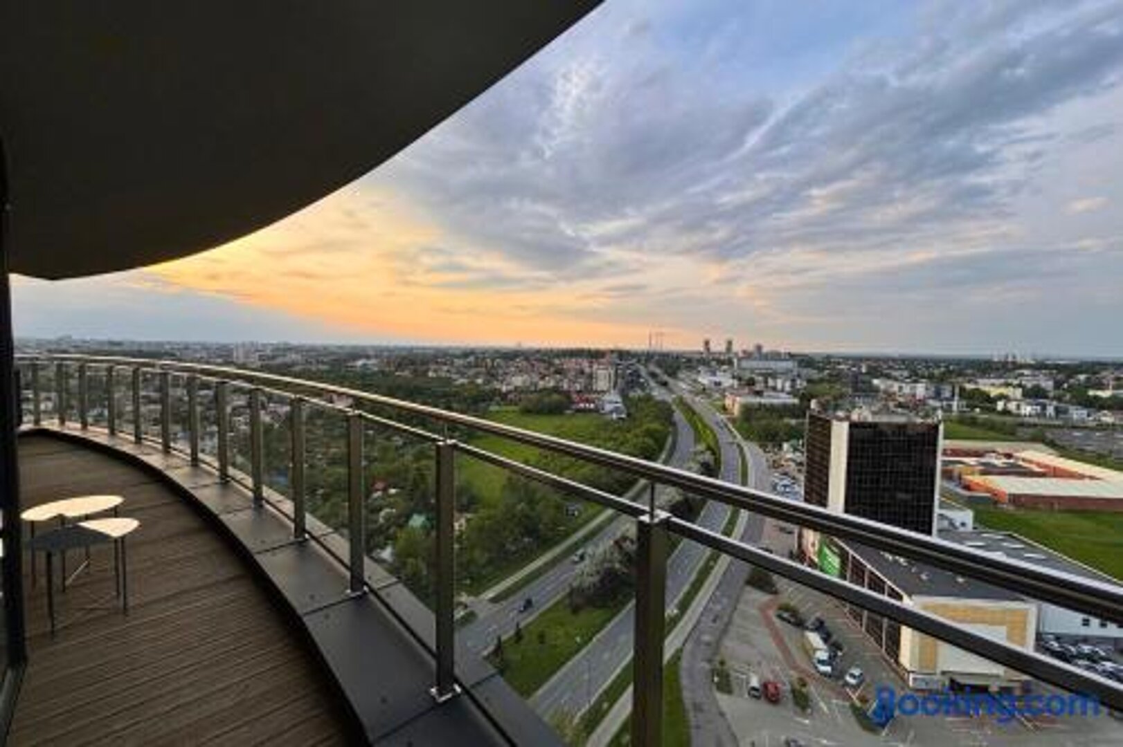 Penthouse 96, #ST55, 17 piętro, FV Parking Balkon